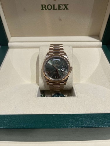 Rolex day date - day,